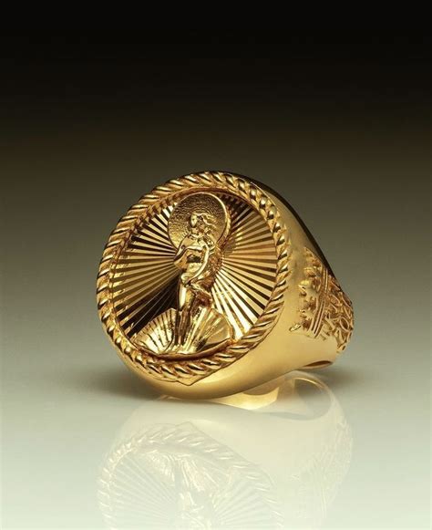 Pin by Léo Diniz on Salvamentos rápidos in 2024 Gold rings fashion