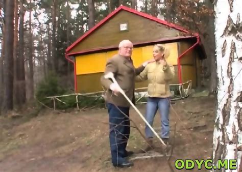 Rod Enters Tang Of A Cute Gf Natalie With Curvy Natural Tits