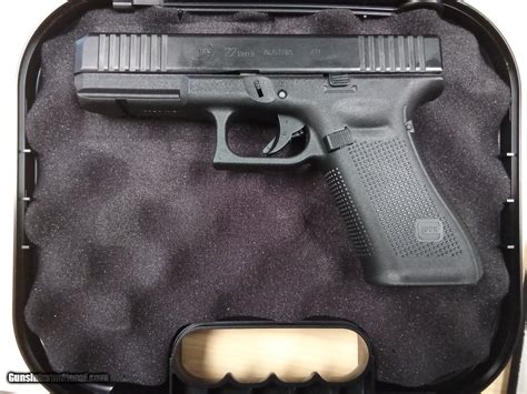 GLOCK 22 G22 Gen 5 40 S W