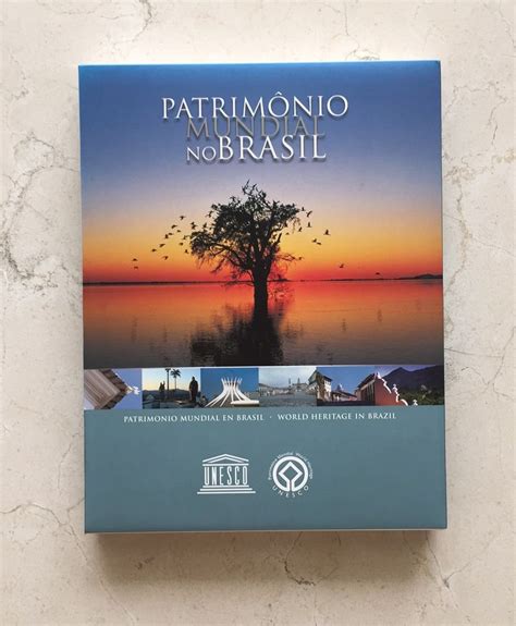 Livro Patrimonio Mundial No Brasil Capa Dura Item de Decoração Livro