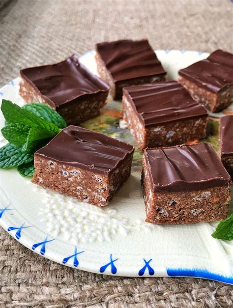 No Bake Dark Chocolate Peppermint Slice Recipe Peppermint Recipes Peppermint Slice Slices