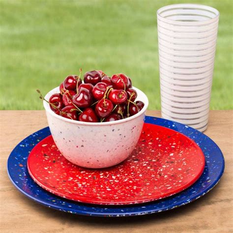 Outdoor Melamine Dinnerware For Summer That Looks Like Fine China