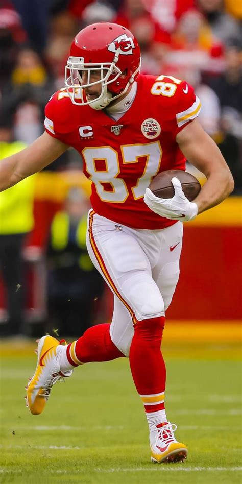 Travis Kelce Wallpaper IXpap