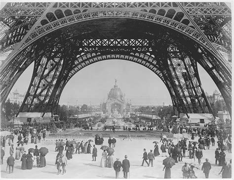 La Torre Eiffel Cumple 130 Años Su Historia En 20 Fotos Infobae