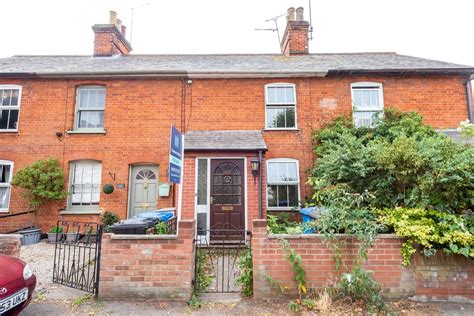 52 Angel Street Hadleigh 2 Bed Terraced House 225 000