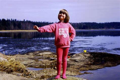 Sukkahousutyttö on täällä taas Itse Minna Mänttäri Lily