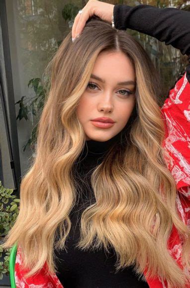 35 Cute Summer Hair Colours And Hairstyles Butterscotch Bronde