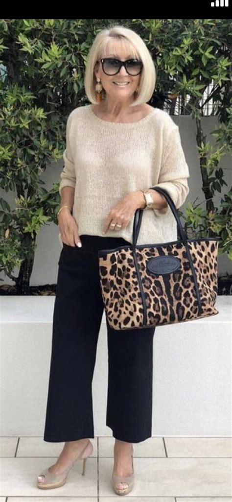 Over 60 Fashion Mature Fashion Over 50 Womens Fashion Look Fashion Autumn Fashion Classy