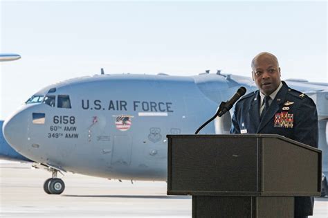 Th Amw Welcomes New Commander Th Air Mobility Wing Article