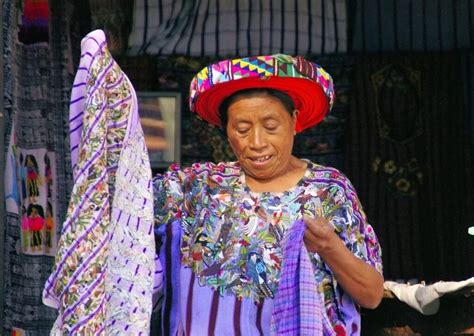 【Trajes típicos de Guatemala】 Así era su vestimenta