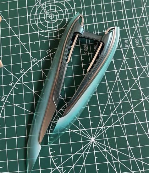 FREE LOCAL POSTAGE MARVEL AVENGERS END GAME HOT TOYS 1 6 SCALE MMS646D45 TONY STARK IRON MAN