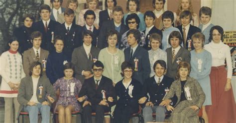 Saint Étienne du Bois Ils ont organisé le banquet des classes en 1973