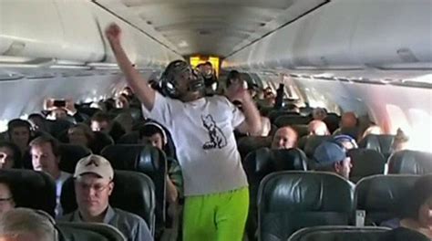 Shake On A Plane Faa Investigating After Students Film Harlem Shake