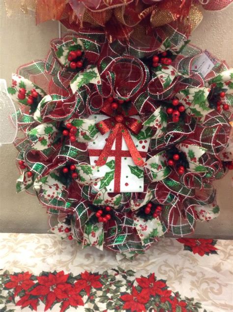 Christmas Wreath Made By Debbie Stiles Snyder Christmas Wreaths