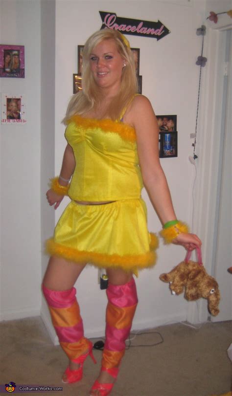 Awesome hand made Big Bird costume for women | Last Minute Costume Ideas