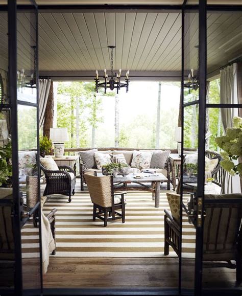 15 Screened In Porch Ideas For A Perfect Outdoor Retreat