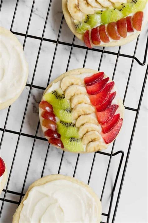 Mini Fruit Pizza Cookies With Cream Cheese Frosting The Curly Spoon