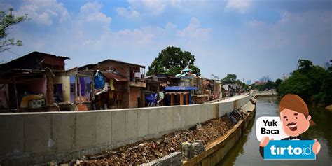 Pembangunan Turap Sungai Ciliwung Di Bukit Duri