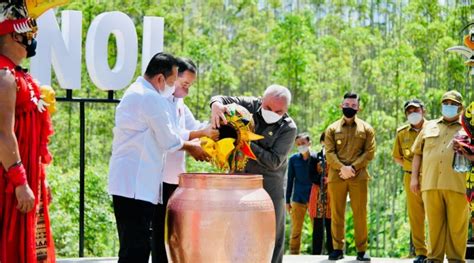 Tiba Di Titik Nol Kilometer IKN Presiden Satukan Tanah Dan Air Nusantara