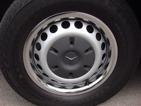 Mercedes Sprinter 313 Cdi 16 Chrome Wheel Trims In Steel Flickr