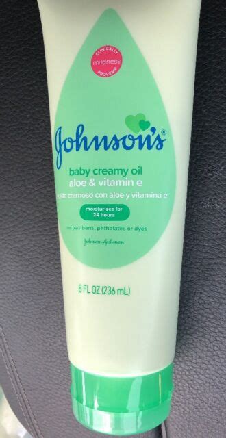 Johnsons Baby Creamy Oil Aloe Vera Vitamin E Lotion Green Johnsons