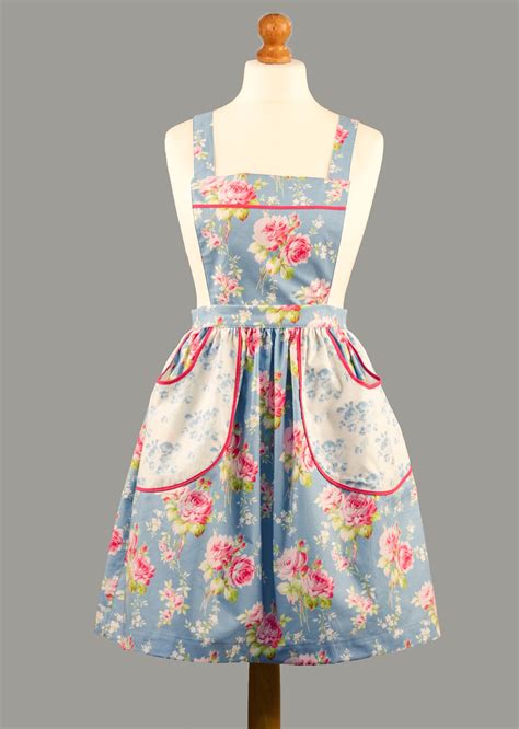 Vintage Style Apron1940s Style Apron Floral Apronblue Etsy