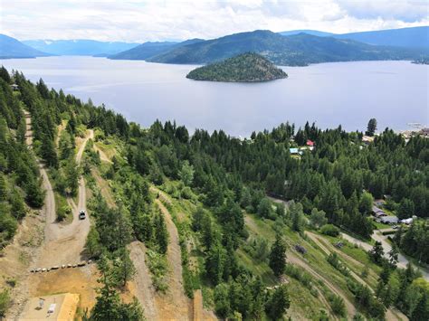 Shuswap Lake View Acreage With Manufactured Home Park Zoning Scotch