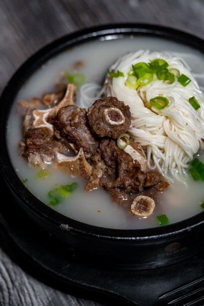 Woomiok – Authentic Traditional Korean Restaurant