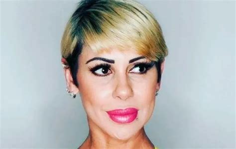 Mónica Farro Posó Con Un Look Diminuto Y De Estilo Sado Que Pixeleó