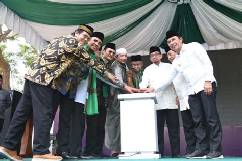 Fadel Muhammad Hadiri Muktamar Besar Xi Alkhairaat Pontas Id