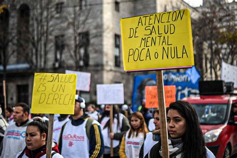 Una Marcha En Reclamo De Mayor Inversión En Los Caps El Sistema Se