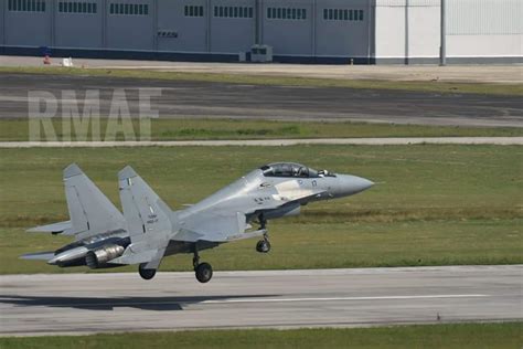 Pesawat Pejuang Sukhoi Su 30 TUDM IAF Bertempur Di Ruang Udara