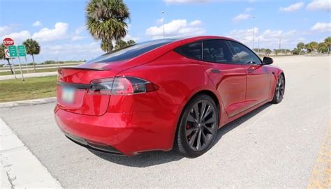 Tesla Cheetah Mode Model S Goes Km H Faster Than You Can Say Woah