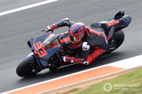 Así Fue El Debut De Márquez Con La Ducati De Gresini Fotos E Información