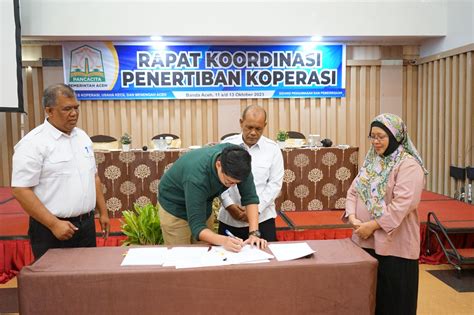 Perkuat Kukm Diskop Ukm Aceh Teken Kerjasama Dengan Pt Telkomsel