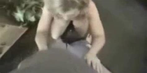 Mature Nl Curvaceous Housewife Vivian With Big Boobs And Ass Pleasures Herself Vivian