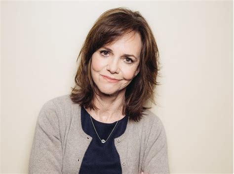 Sally Field The Life And Career Of An Oscar Winning Actress Tiffy Taffy