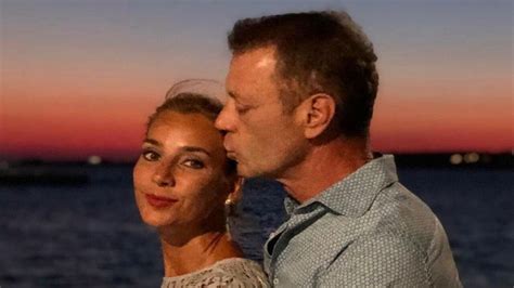 Rocco Siffredi Chi La Moglie Rosa Et Lavoro E Figli