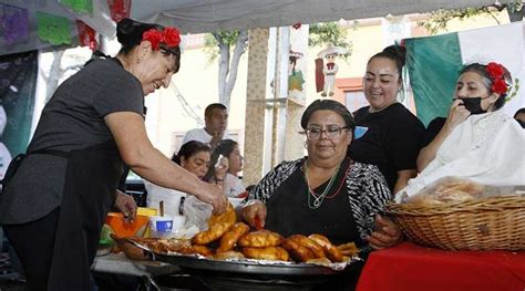 Noticiero Panorama Queretano Un Xito La Feria De La Enchilada Y El