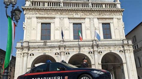 Brescia L Arma Dei Carabinieri In Festa Per Il 209esimo Dalla