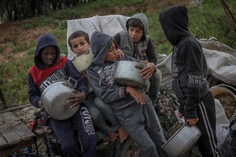 The Gaza Soup Kitchen Providing Respite For Those In Need Middle East Monitor