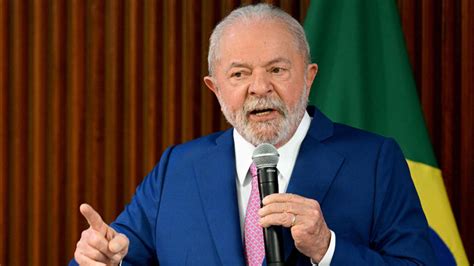 Presidente Lula da Silva decreta intervención federal en Brasilia tras