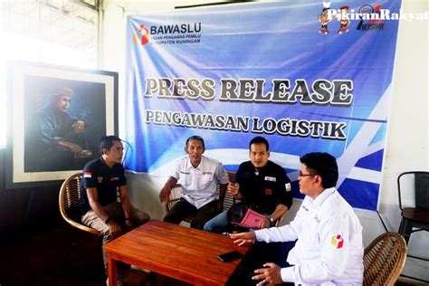 Panwaslu Mandirancan Laporkan Persiapan Gudang Logistik Pemilu