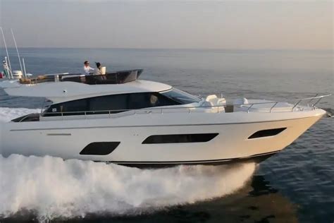 Top 5 Best Boats For Lake Michigan Lake Access