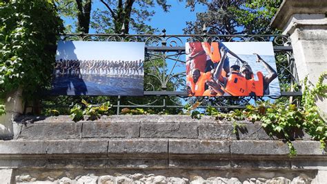 Sos M Diterran E Pr Sente Une Exposition De Photos Pendant Le Festival