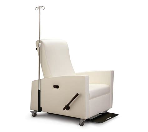 Facelift Replay Medical Recliner | Trinity Furniture