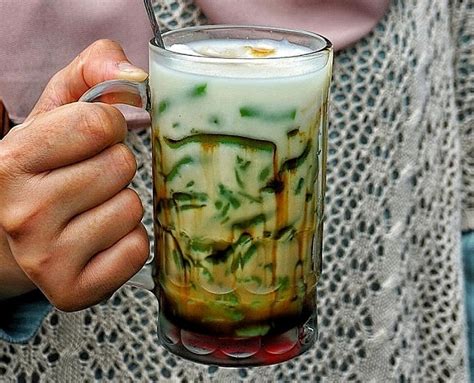 Asal Usul Es Cendol Manis Dan Menyegarkan Asia Pramulia