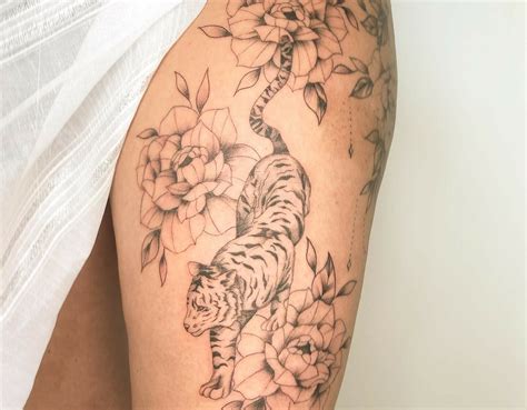 Tiger Tattoos For Women On Thigh