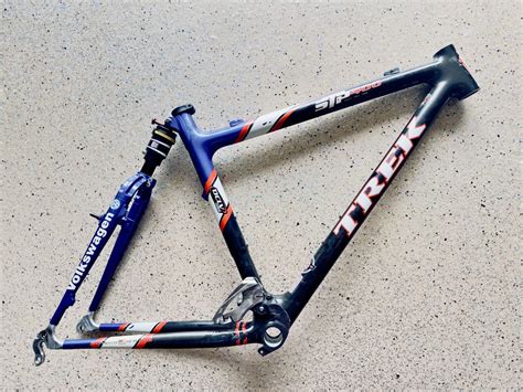 Trek Stp 400 Team Vw Mountain Bike Frame Oclv Carbon Soft Tail Pro