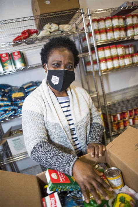 volunteer work for salvation army 2